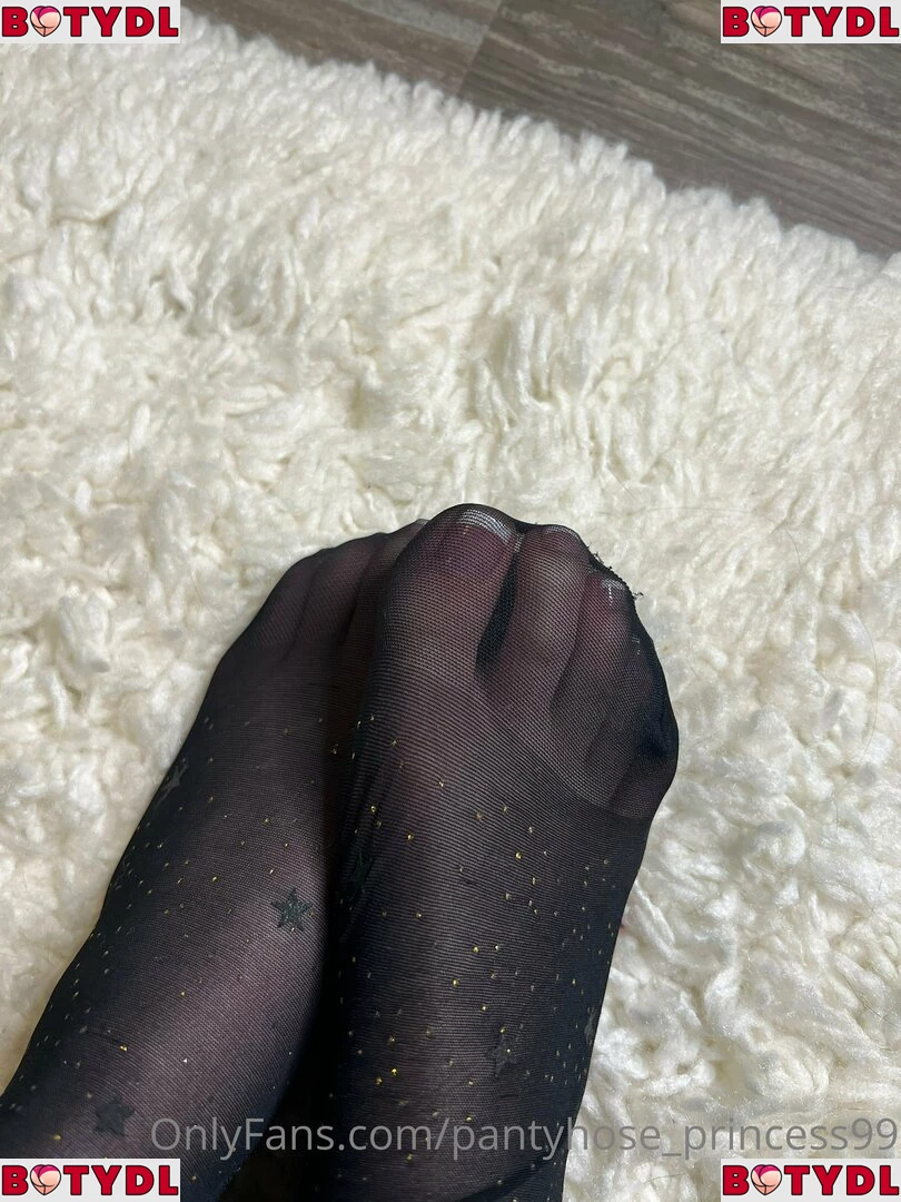 pantyhose_princess99 Onlyfans Photo Gallery 