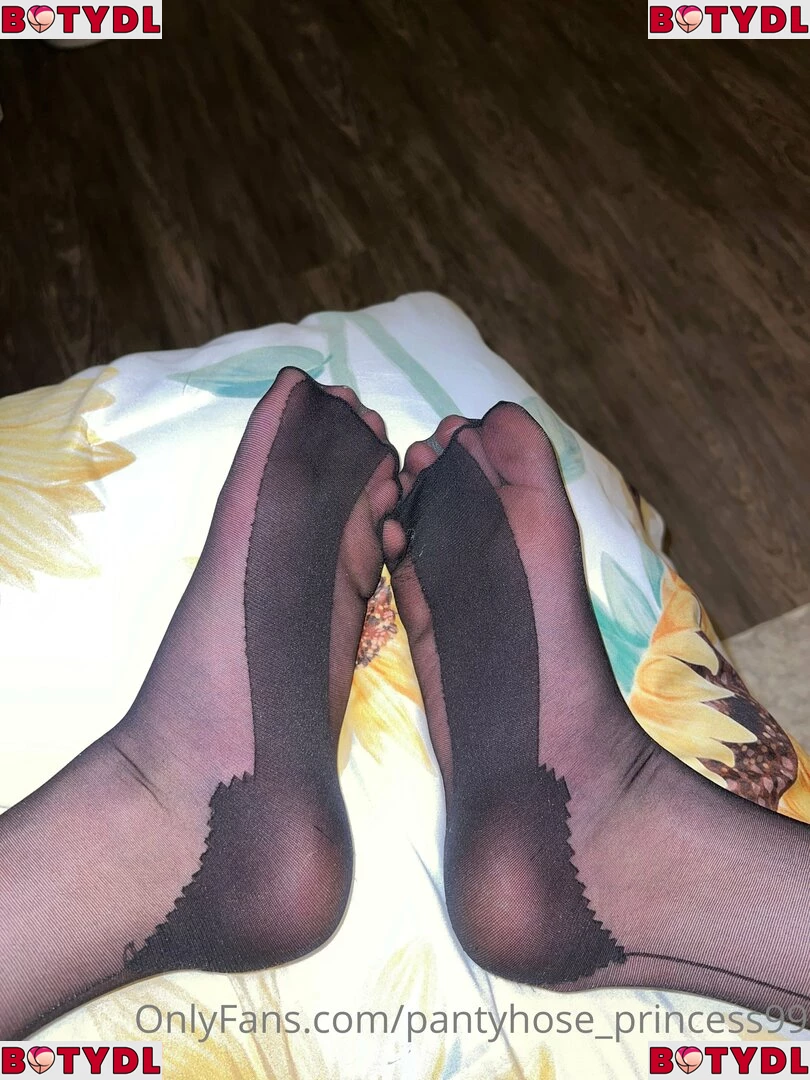 pantyhose_princess99 Onlyfans Photo Gallery 