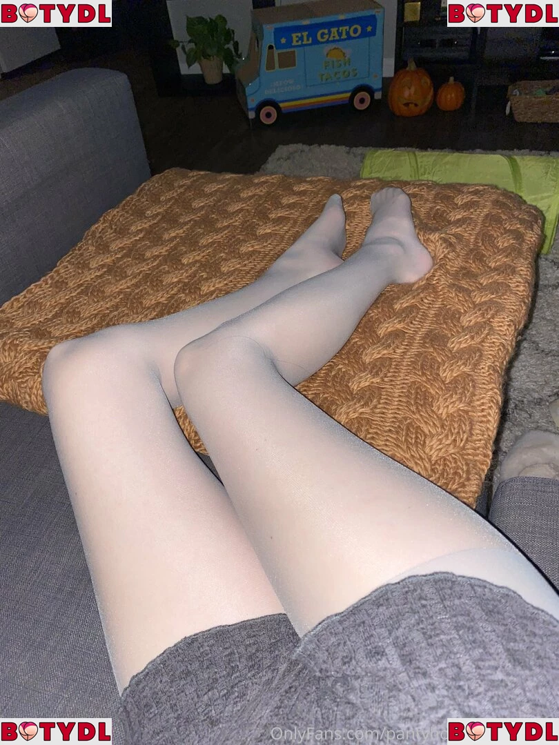 pantyhose_princess99 Onlyfans Photo Gallery 