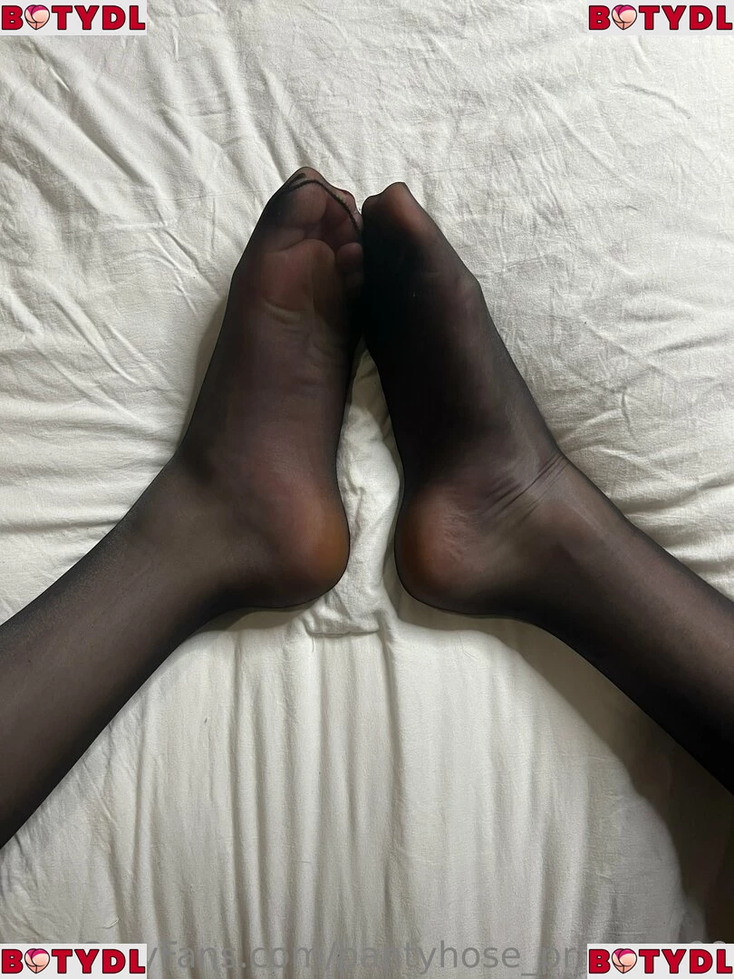 pantyhose_princess99 Onlyfans Photo Gallery 