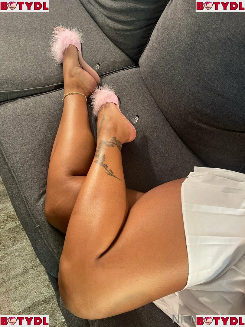 nichole.sole Onlyfans Photo Gallery 