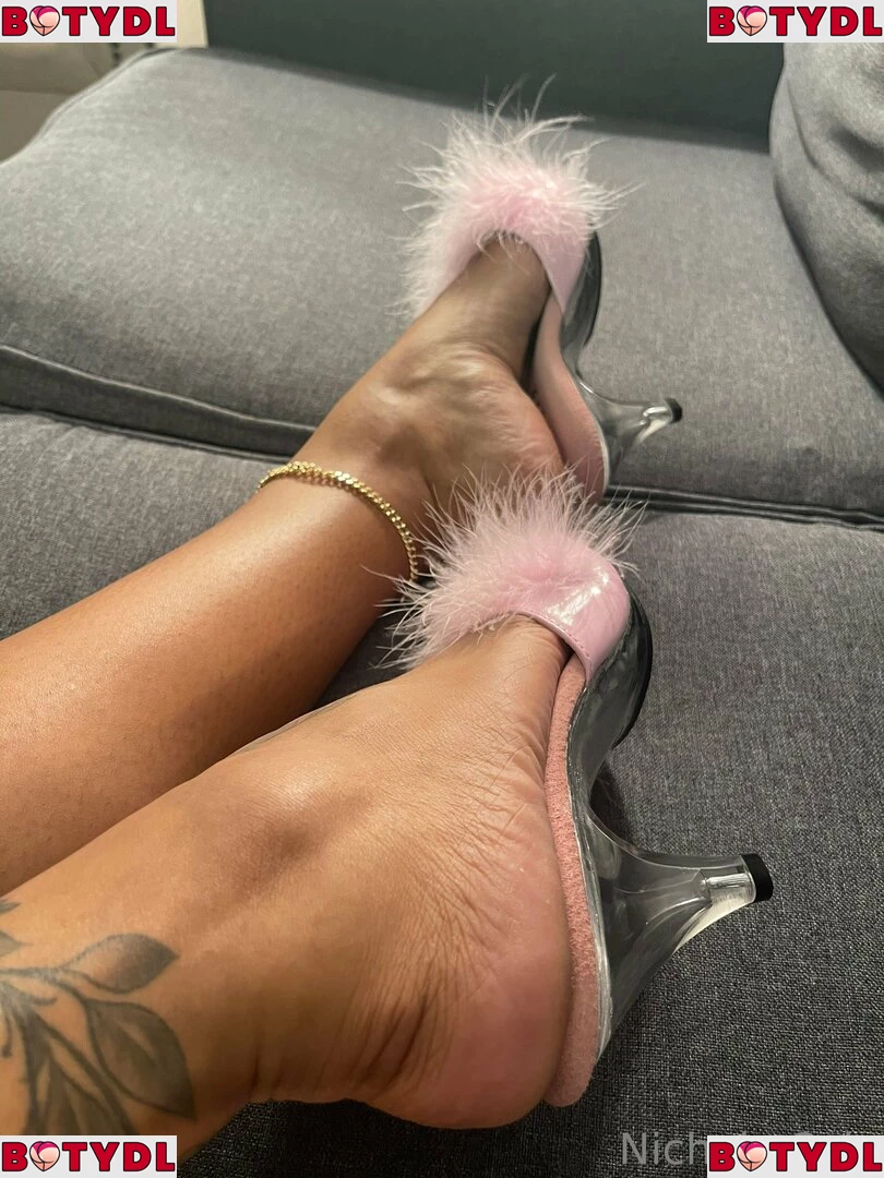 nichole.sole Onlyfans Photo Gallery 