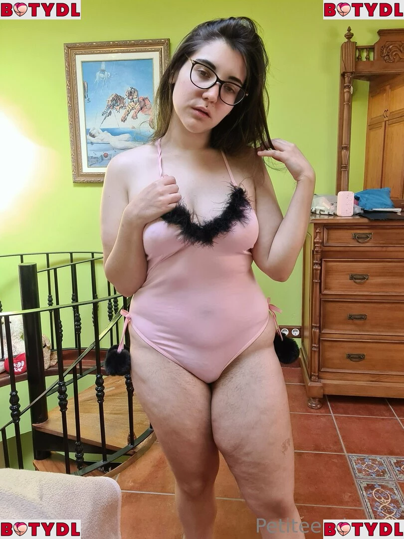 petiteeprincess Onlyfans Photo Gallery 