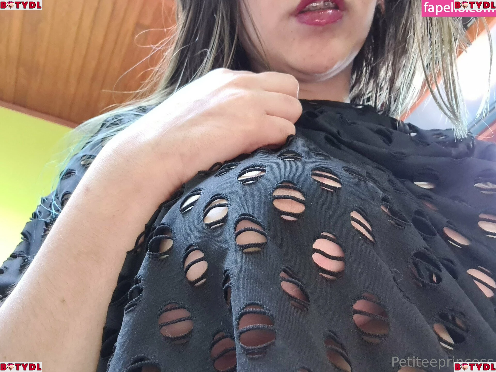 petiteeprincess Onlyfans Photo Gallery 