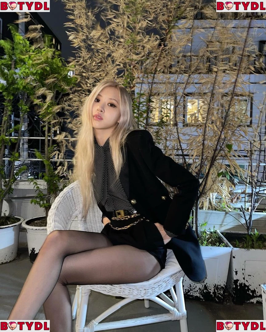 Rosé Onlyfans Photo Gallery 