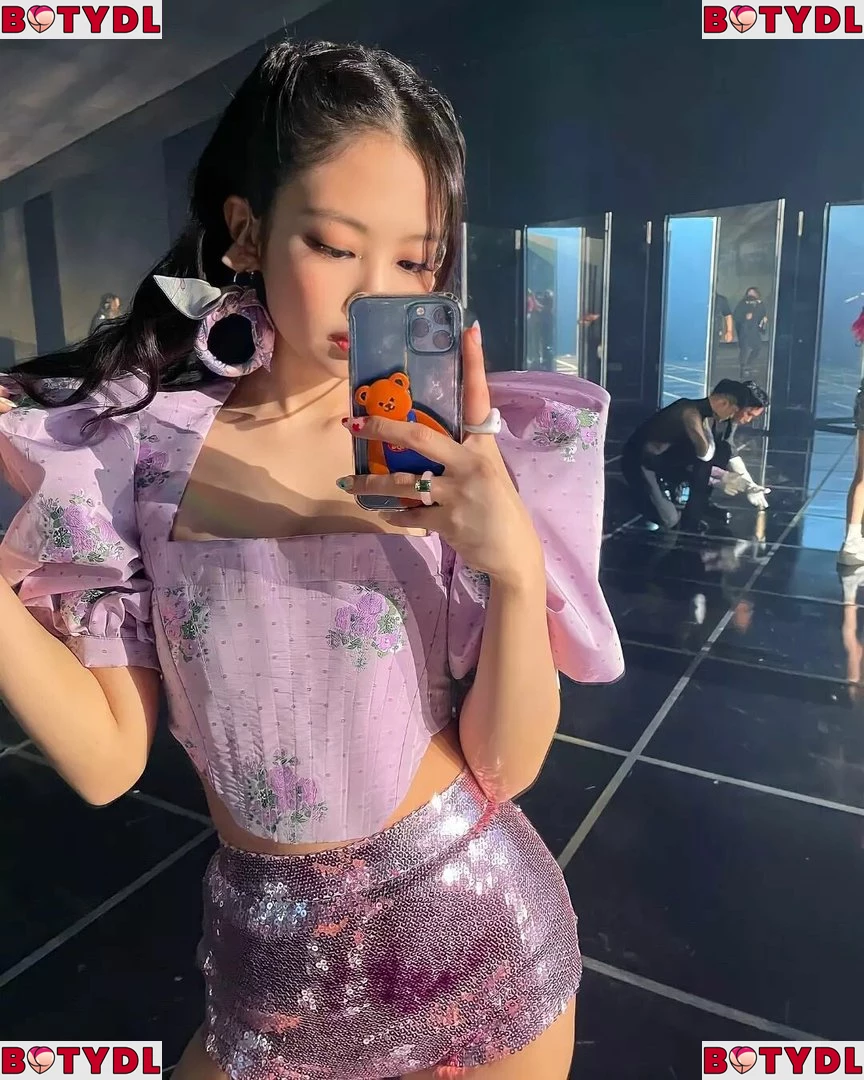 Rosé Onlyfans Photo Gallery 