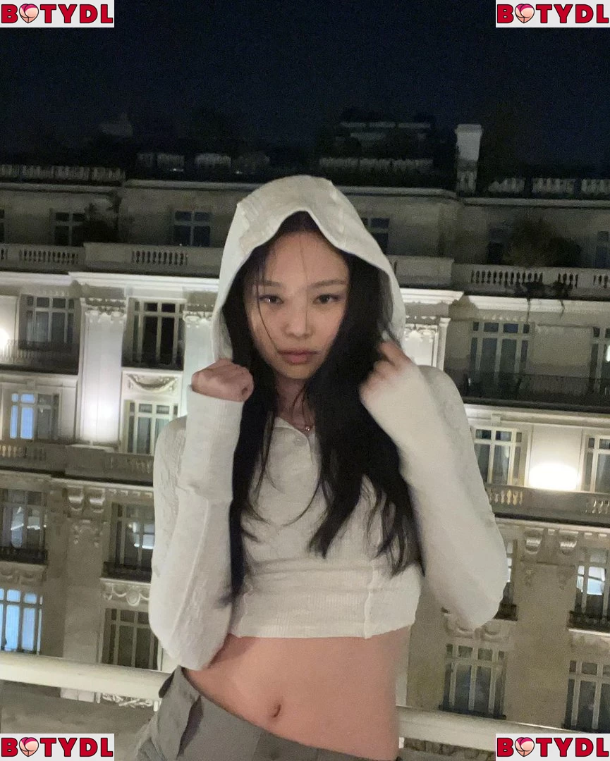 Rosé Onlyfans Photo Gallery 