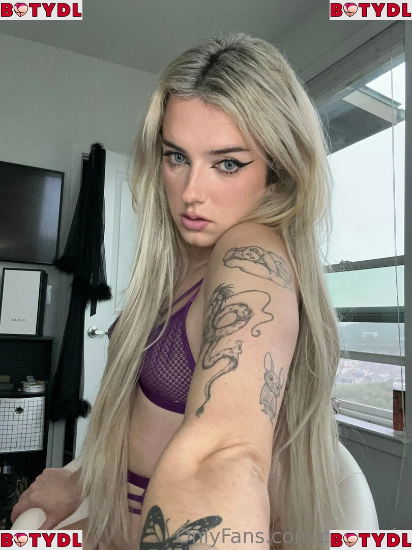 cloexrain Onlyfans Photo Gallery 