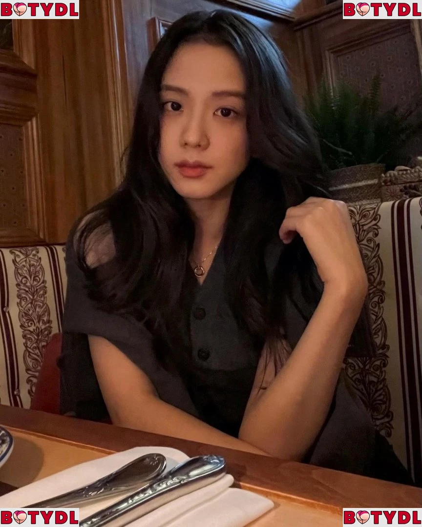 Jisoo Onlyfans Photo Gallery 