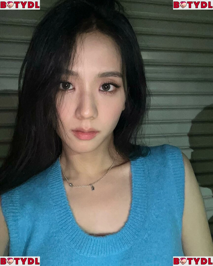 Jisoo Onlyfans Photo Gallery 