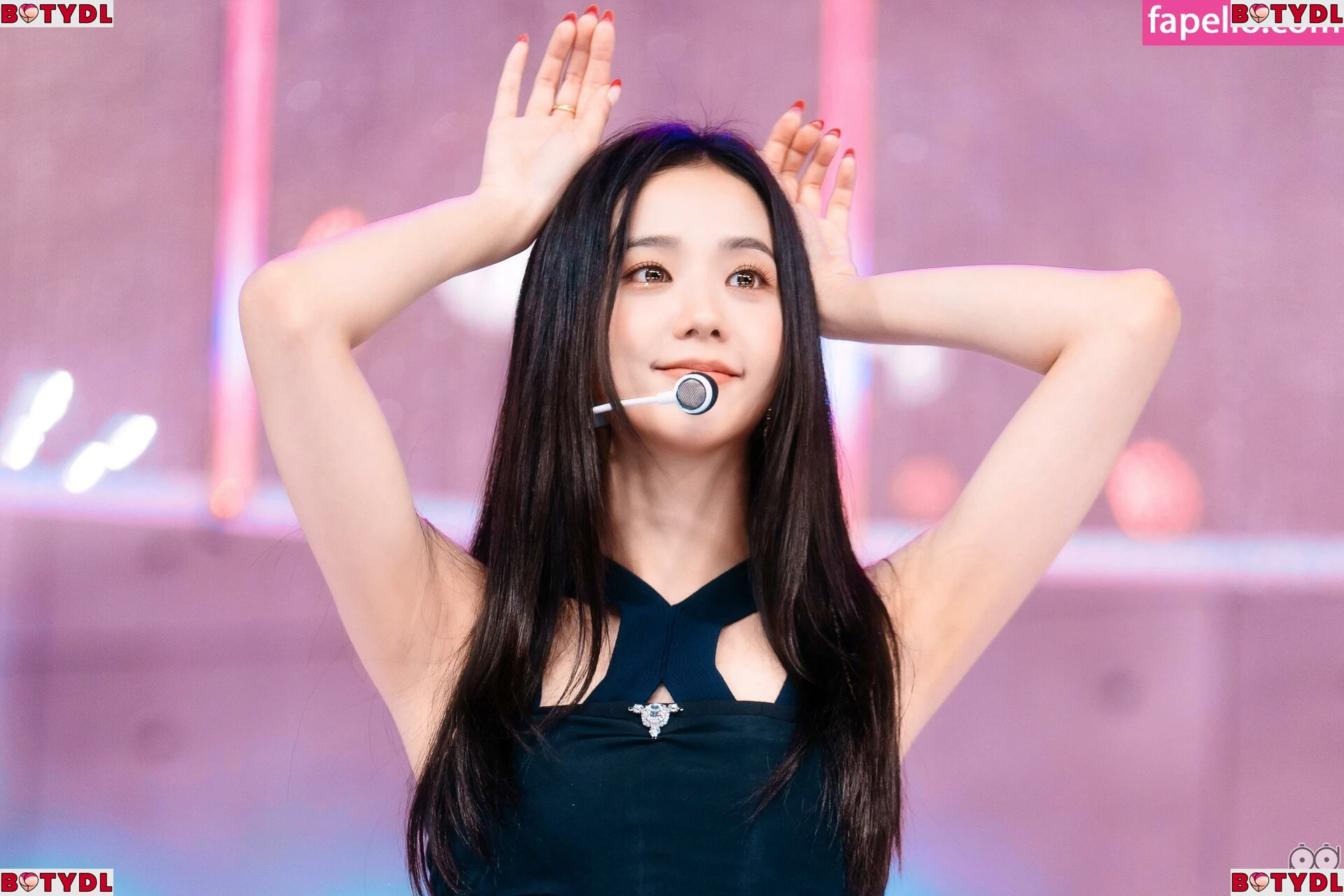 Jisoo Onlyfans Photo Gallery 