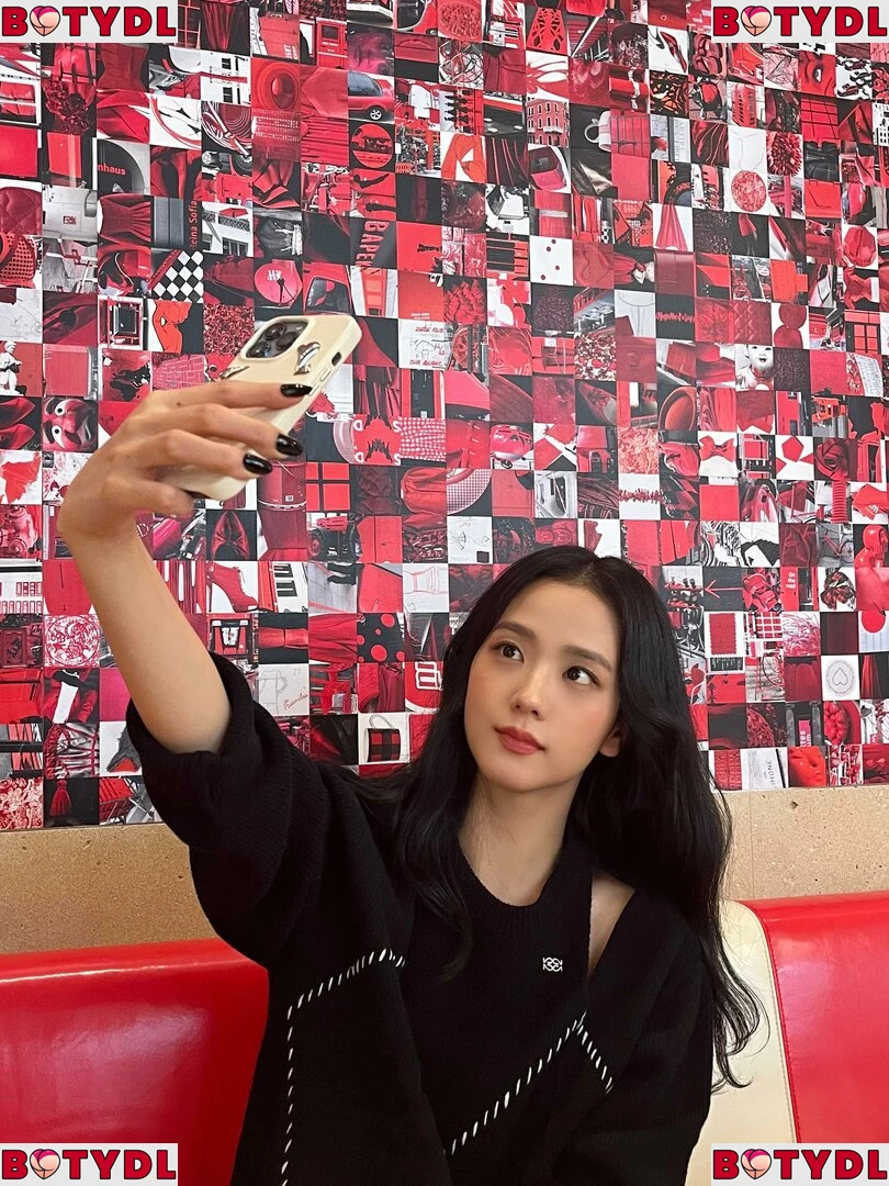 Jisoo Onlyfans Photo Gallery 