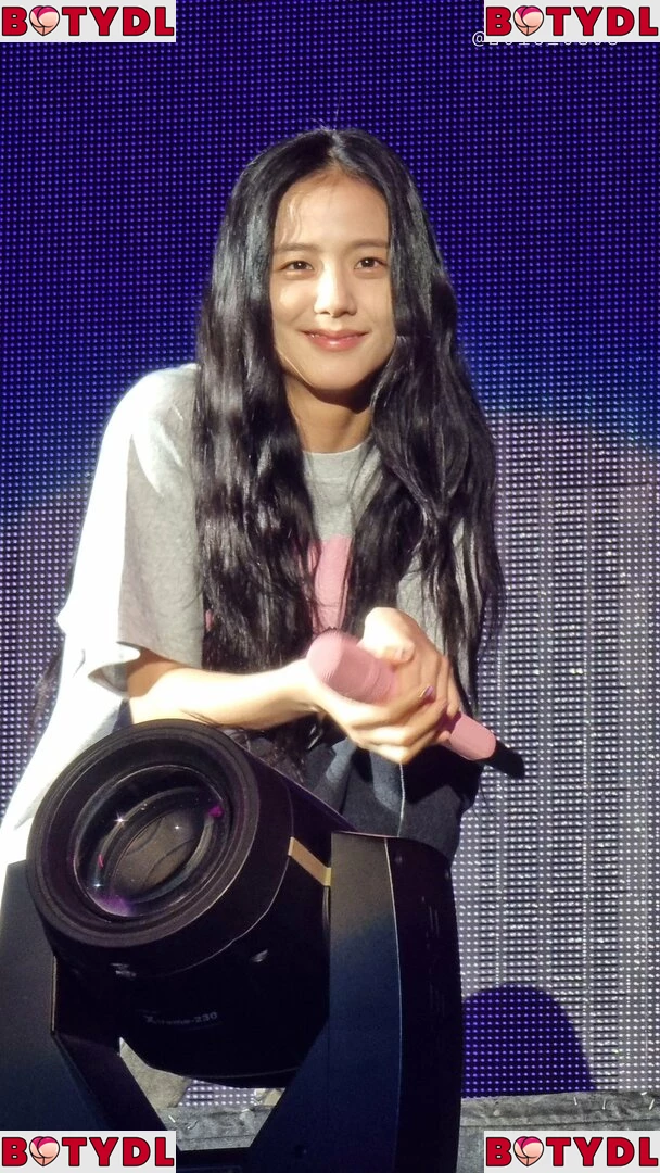 Jisoo Onlyfans Photo Gallery 