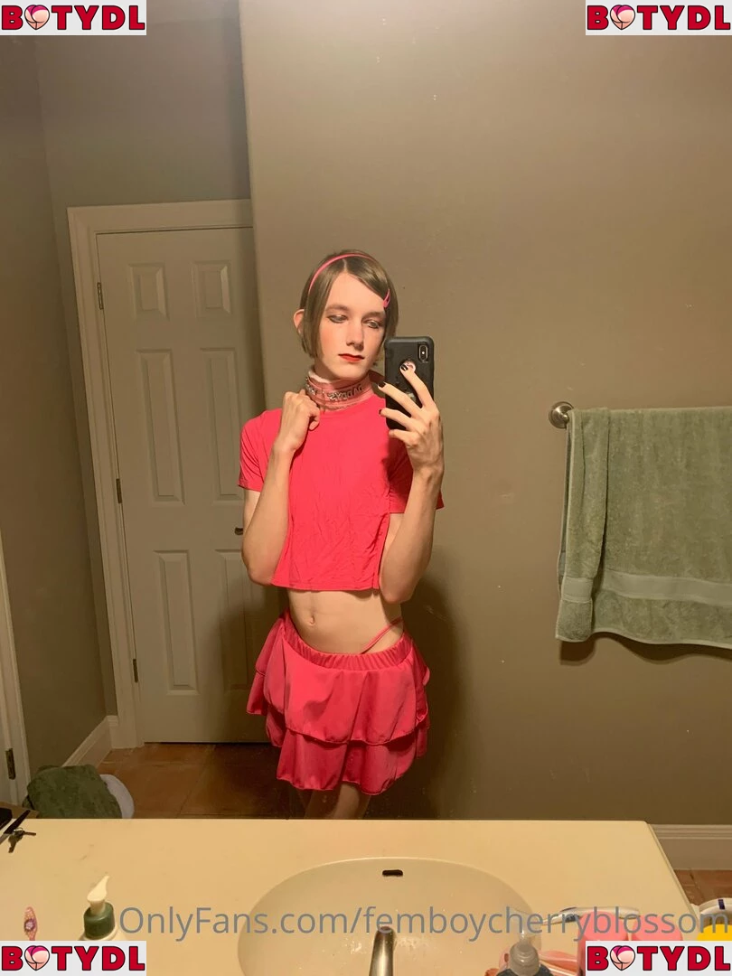 femboycherryblossom Onlyfans Photo Gallery 