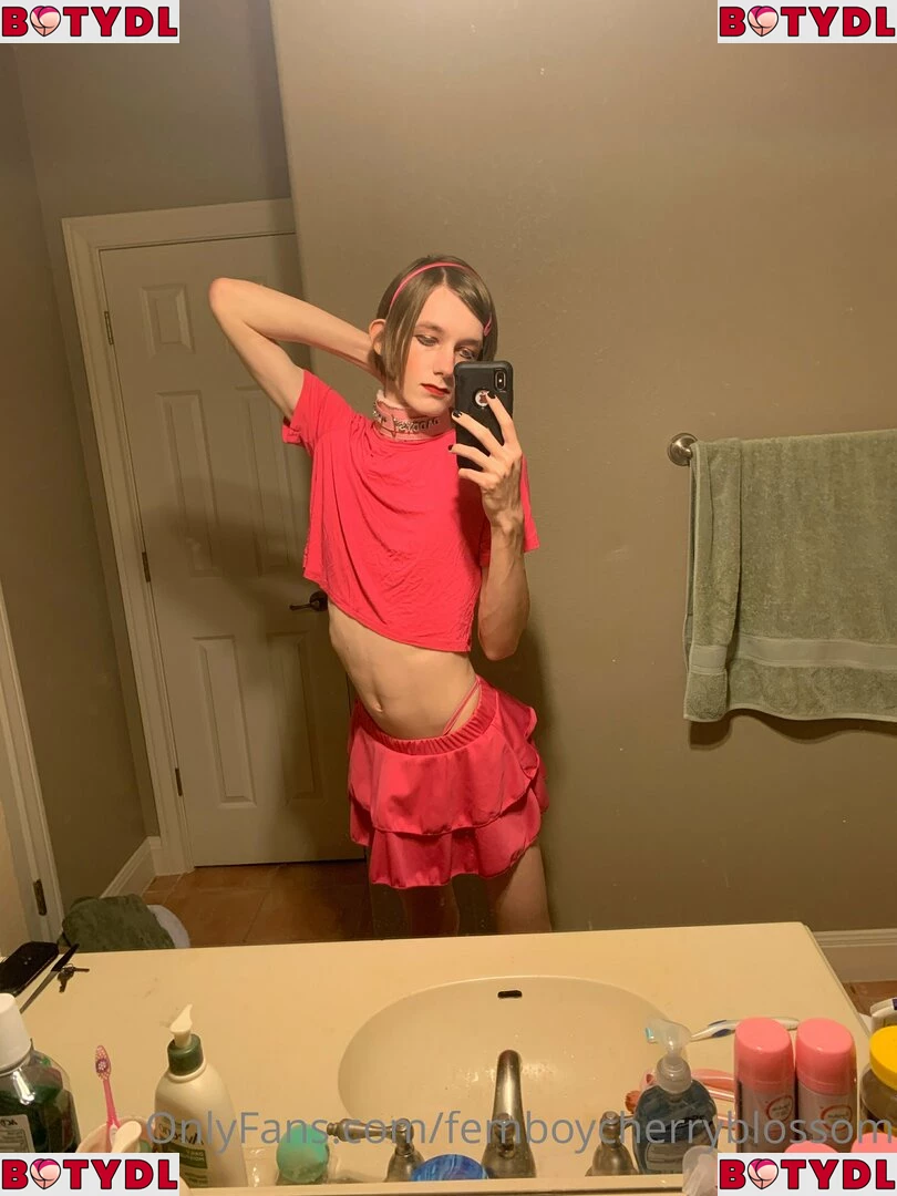 femboycherryblossom Onlyfans Photo Gallery 