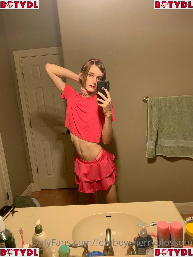 femboycherryblossom Onlyfans Photo Gallery 