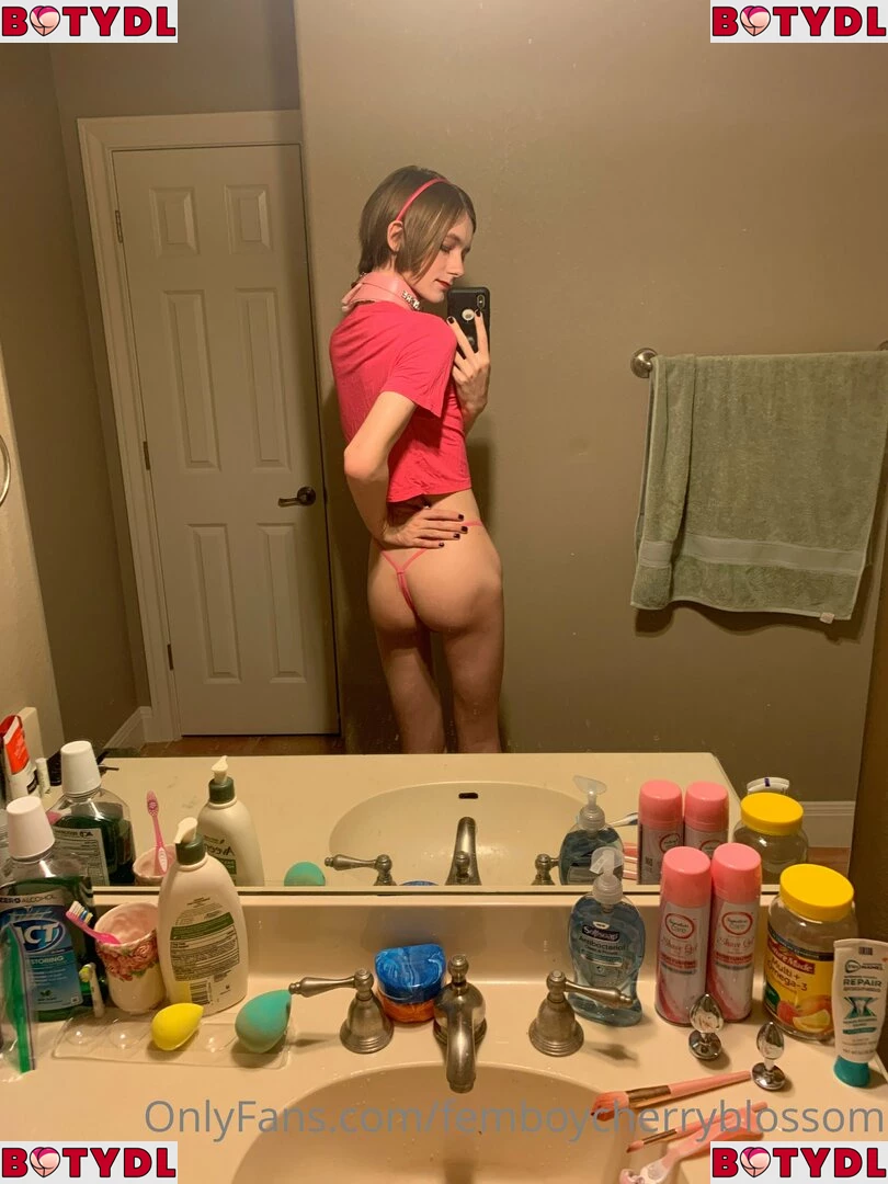 femboycherryblossom Onlyfans Photo Gallery 