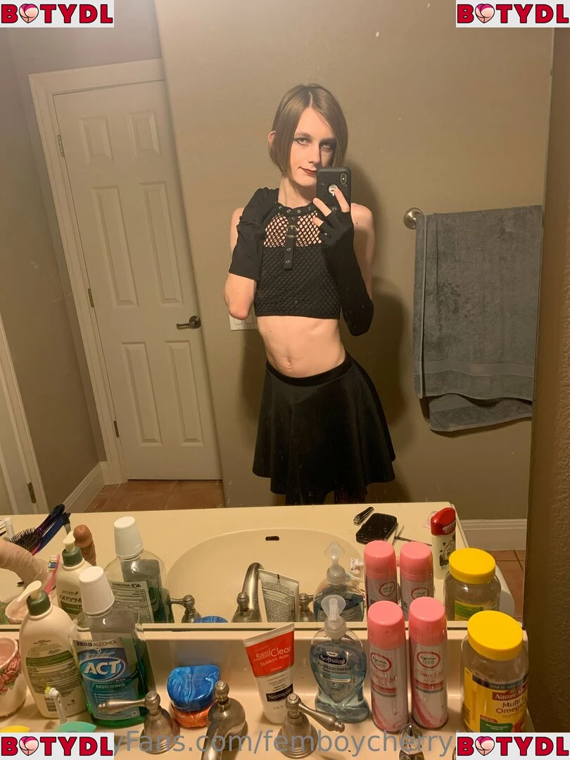 femboycherryblossom Onlyfans Photo Gallery 