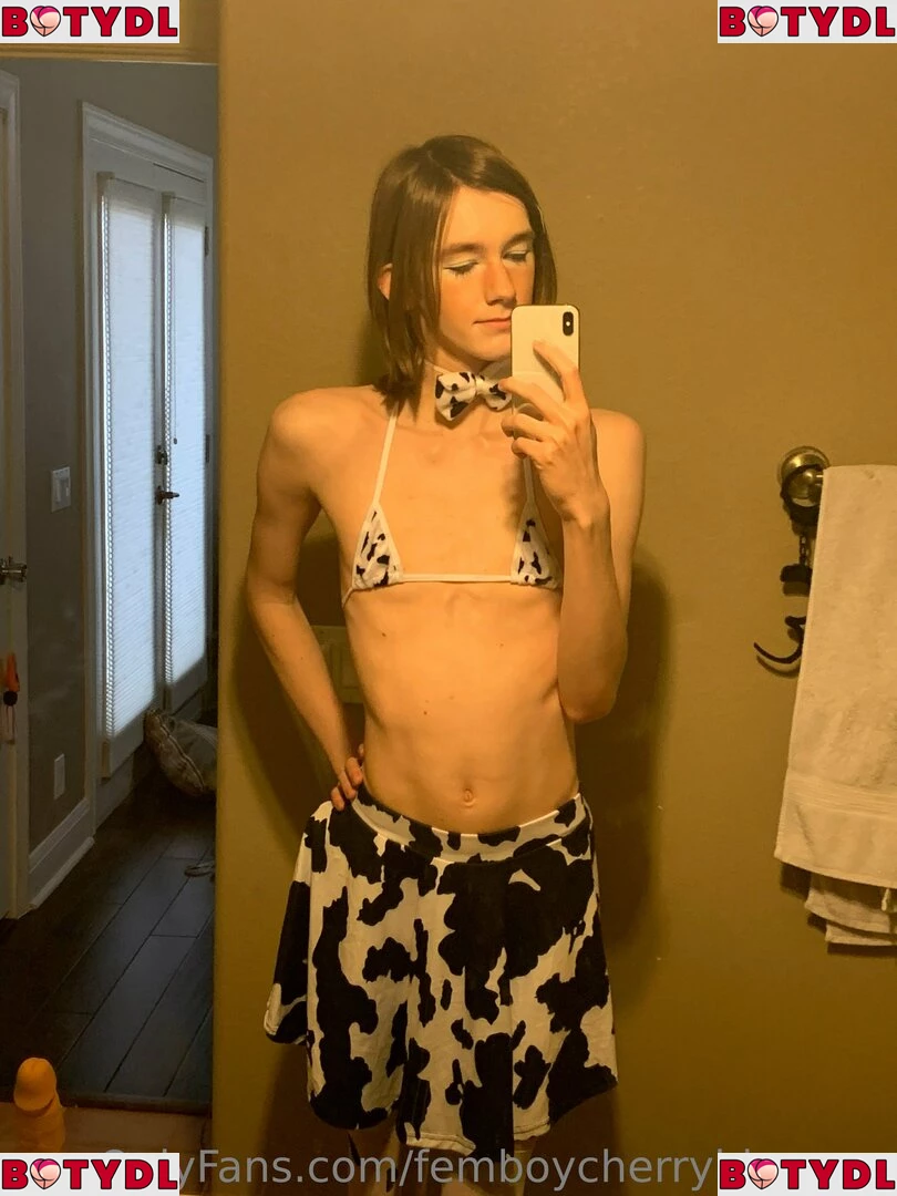 femboycherryblossom Onlyfans Photo Gallery 