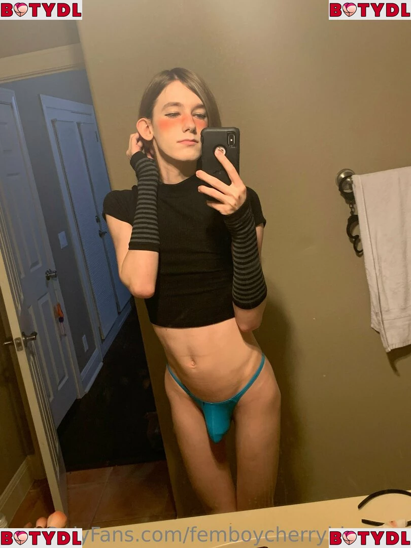 femboycherryblossom Onlyfans Photo Gallery 