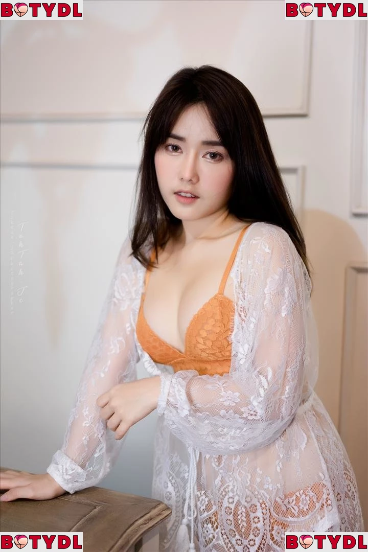 Kanlaya Sae-ngow Onlyfans Photo Gallery 