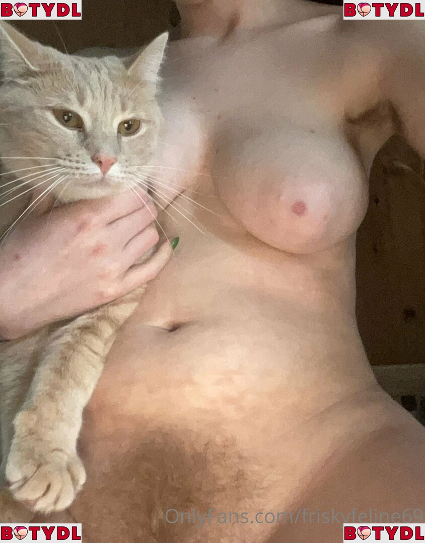 friskyfeline69 Onlyfans Photo Gallery 