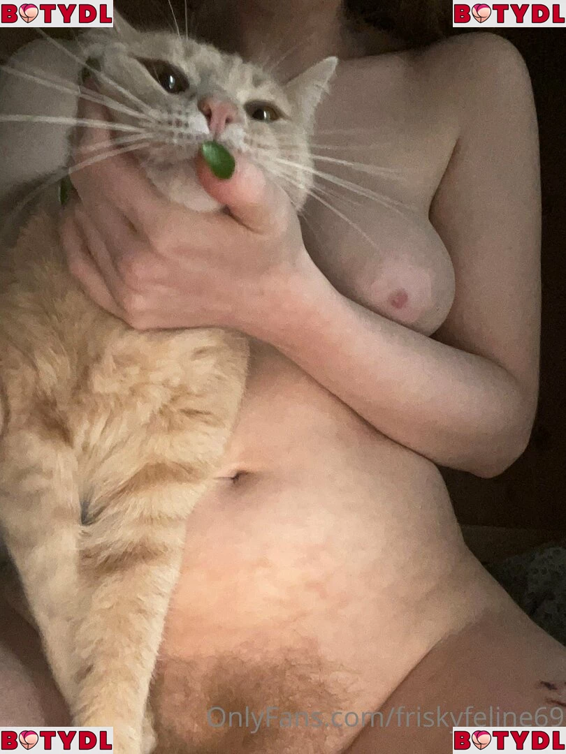 friskyfeline69 Onlyfans Photo Gallery 