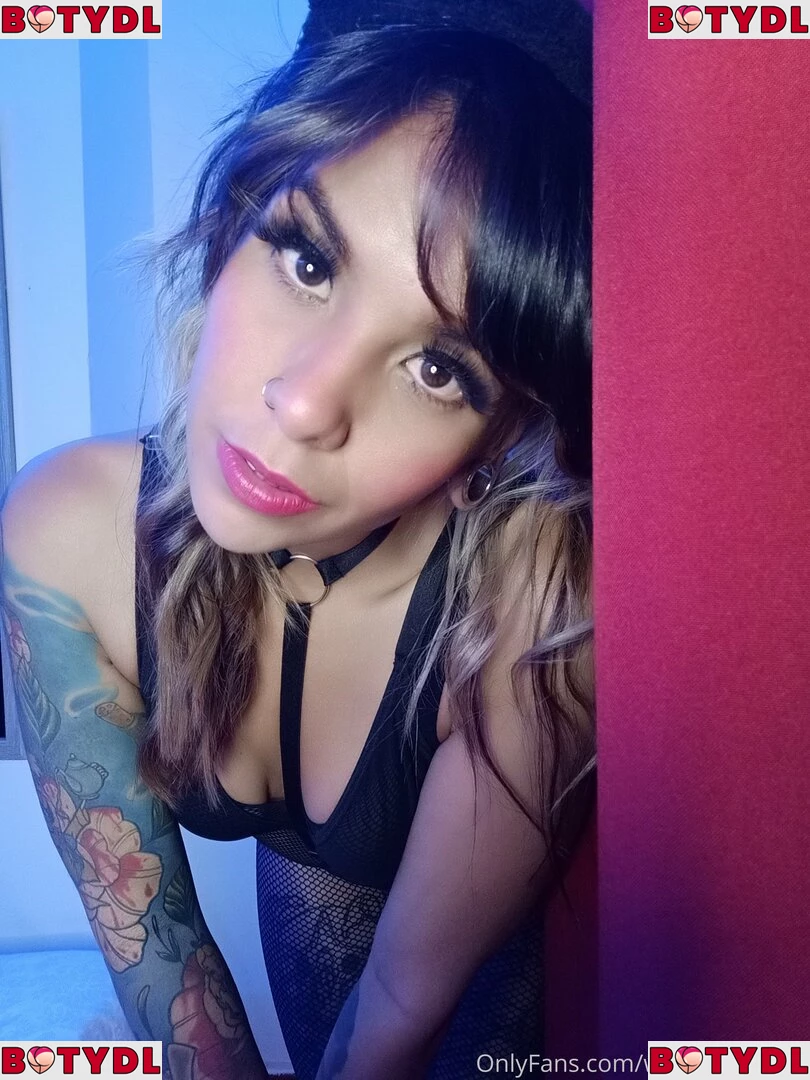 wendysuicideg Onlyfans Photo Gallery 