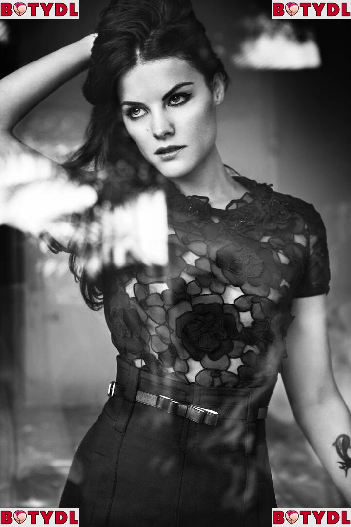 Jaimie Alexander Onlyfans Photo Gallery 