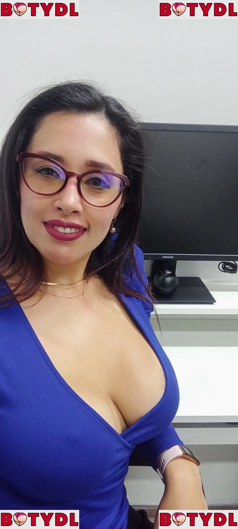 Officefacil Onlyfans Photo Gallery 