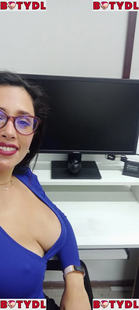 Officefacil Onlyfans Photo Gallery 