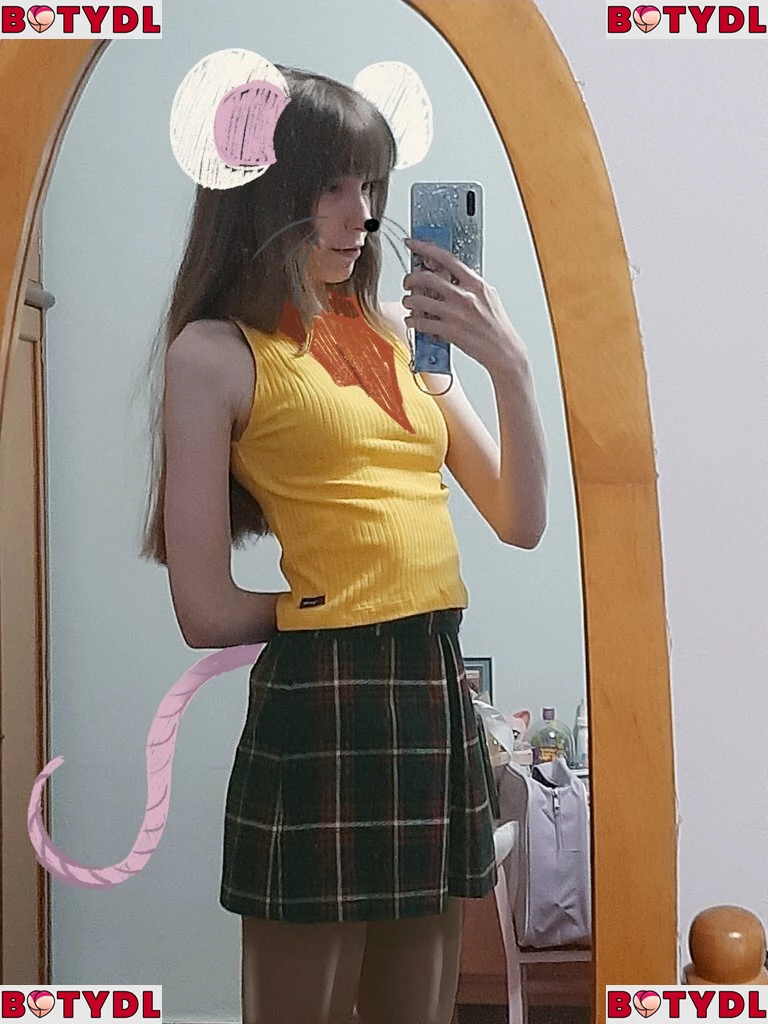 Kiki Glitter Cosplay Onlyfans Photo Gallery 