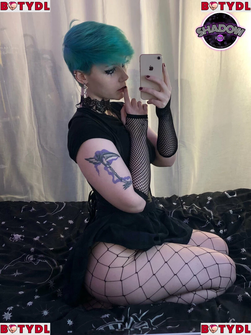 egirlshadowx Onlyfans Photo Gallery 