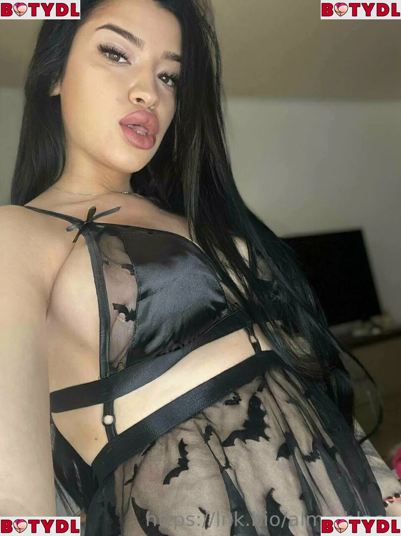 almablack Onlyfans Photo Gallery 