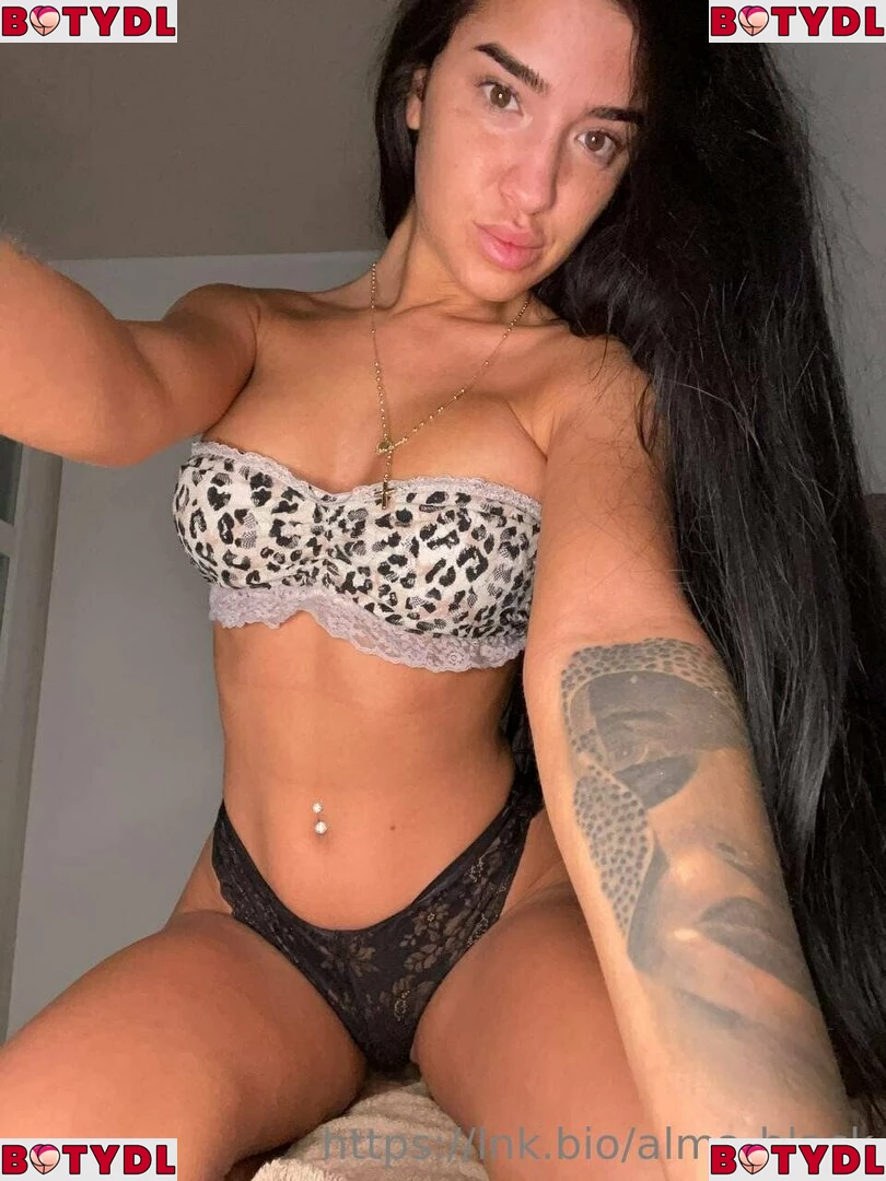 almablack Onlyfans Photo Gallery 