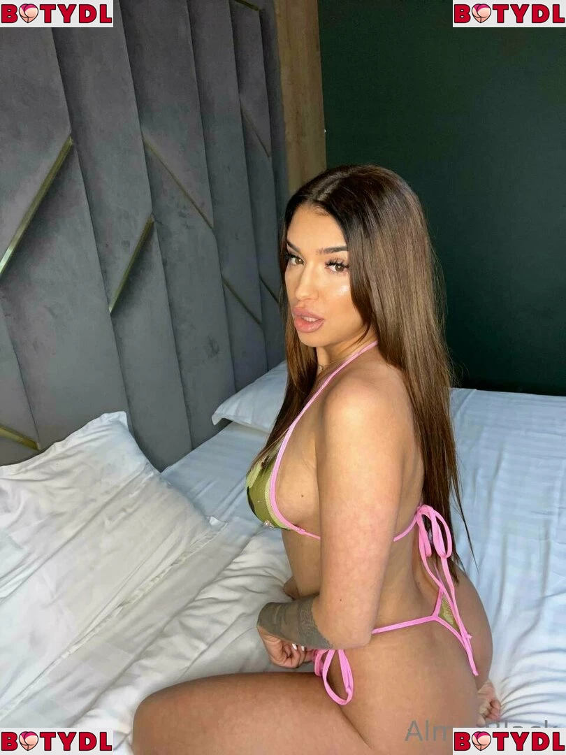 almablack Onlyfans Photo Gallery 