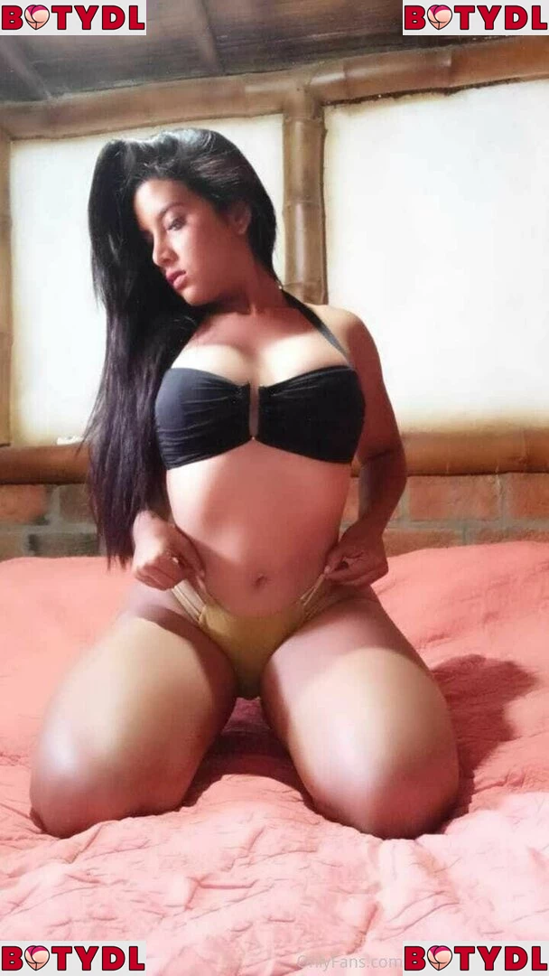 Alejandra Quiroz Onlyfans Photo Gallery 