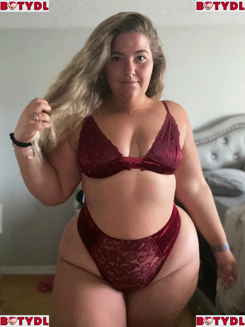 Sam Paige Onlyfans Photo Gallery 