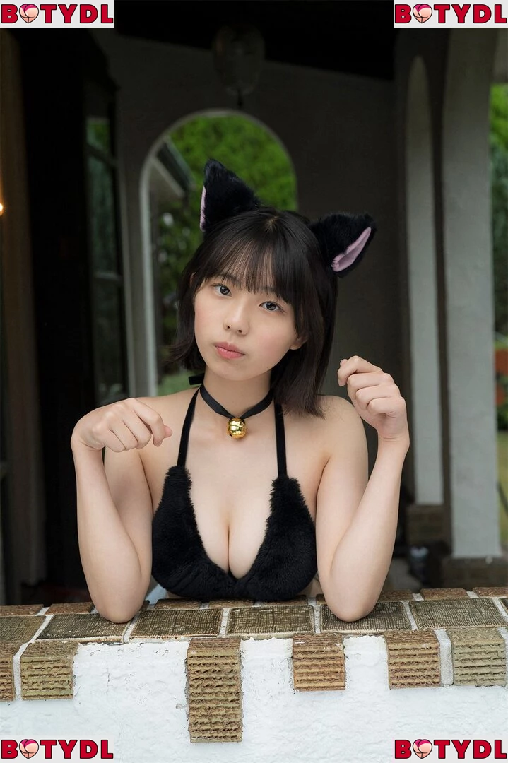 Kikuchi Hina Onlyfans Photo Gallery 