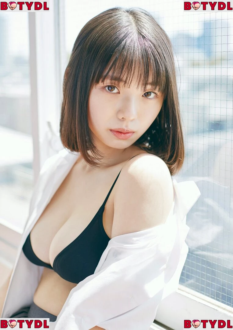 Kikuchi Hina Onlyfans Photo Gallery 