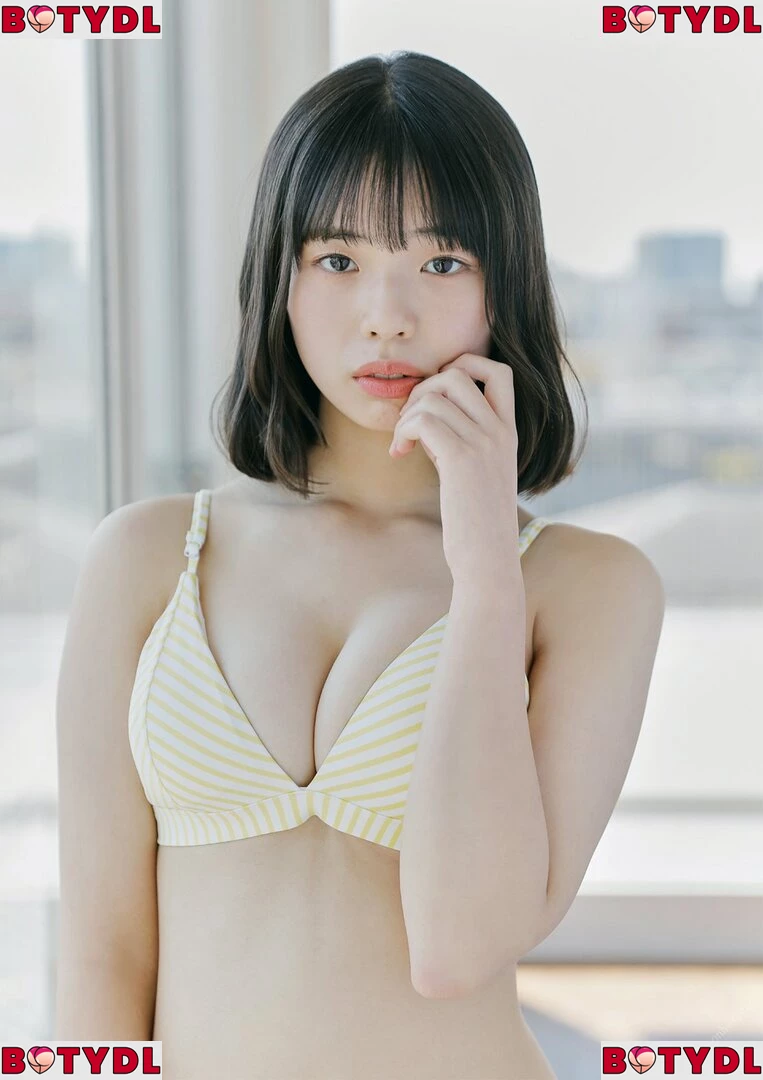 Kikuchi Hina Onlyfans Photo Gallery 