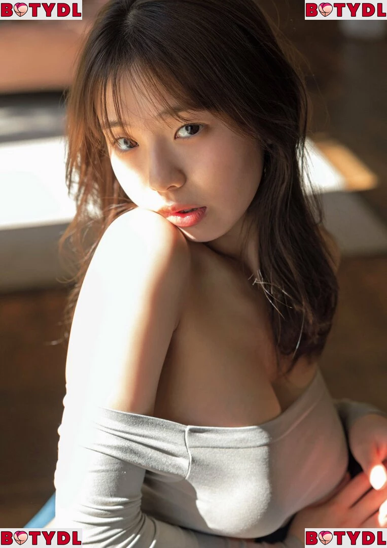 Kikuchi Hina Onlyfans Photo Gallery 