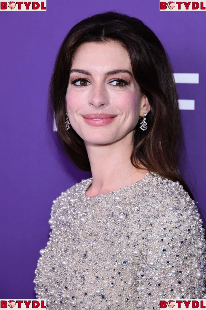 Anne Hathaway Onlyfans Photo Gallery 