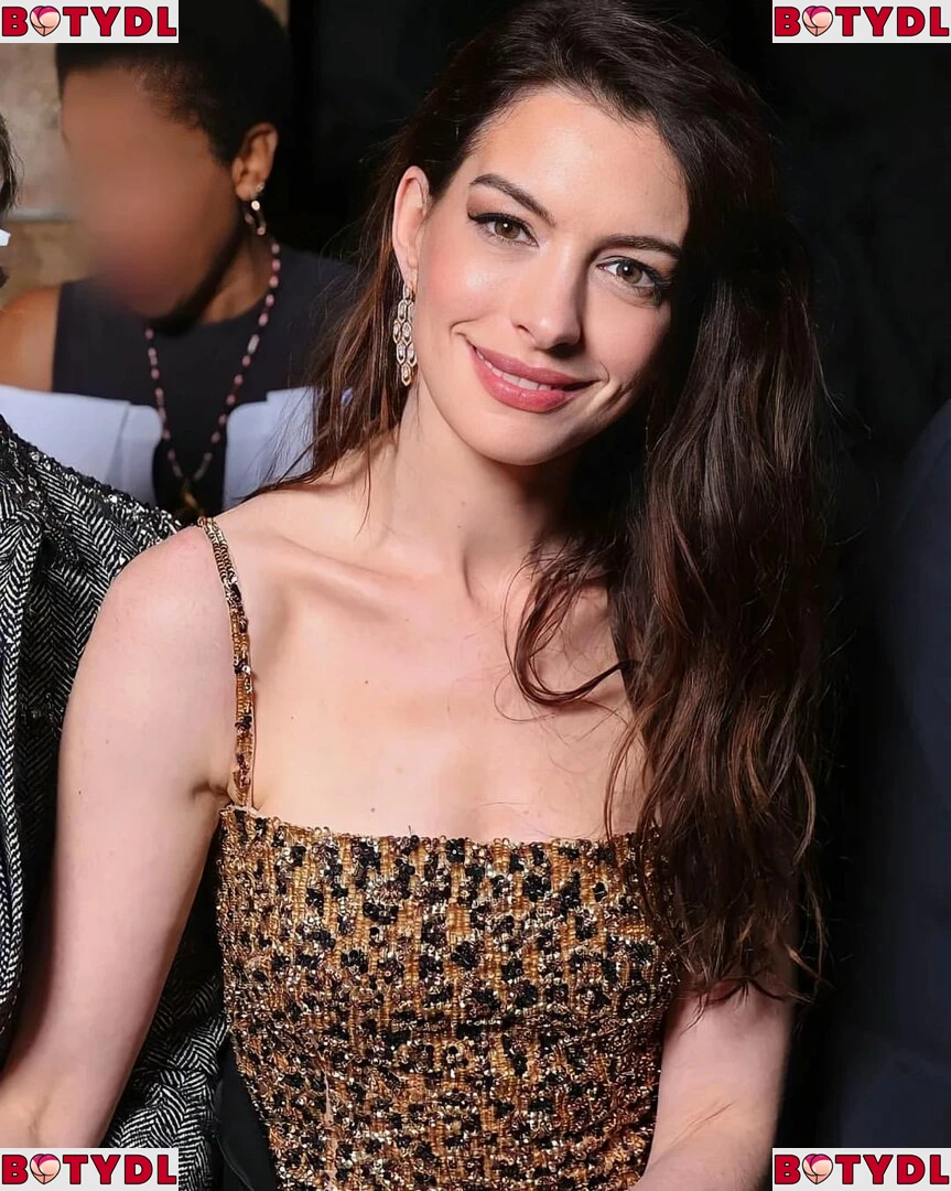 Anne Hathaway Onlyfans Photo Gallery 