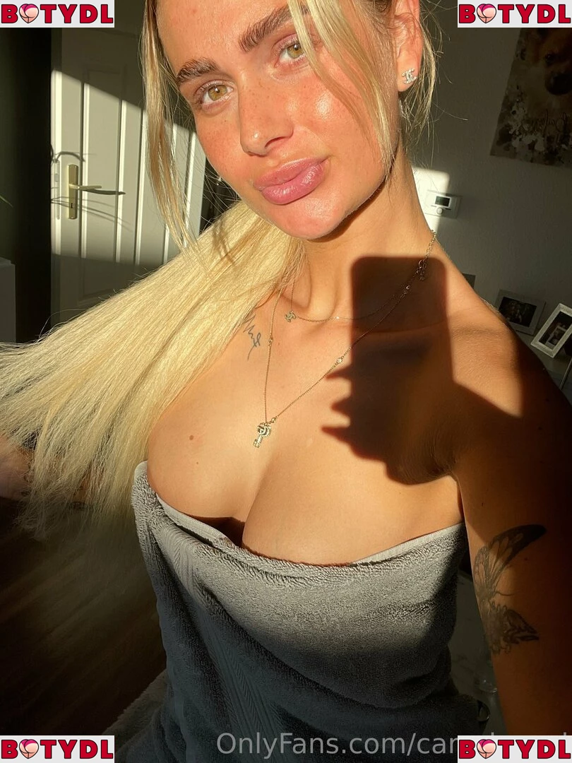 caro_loesel Onlyfans Photo Gallery 