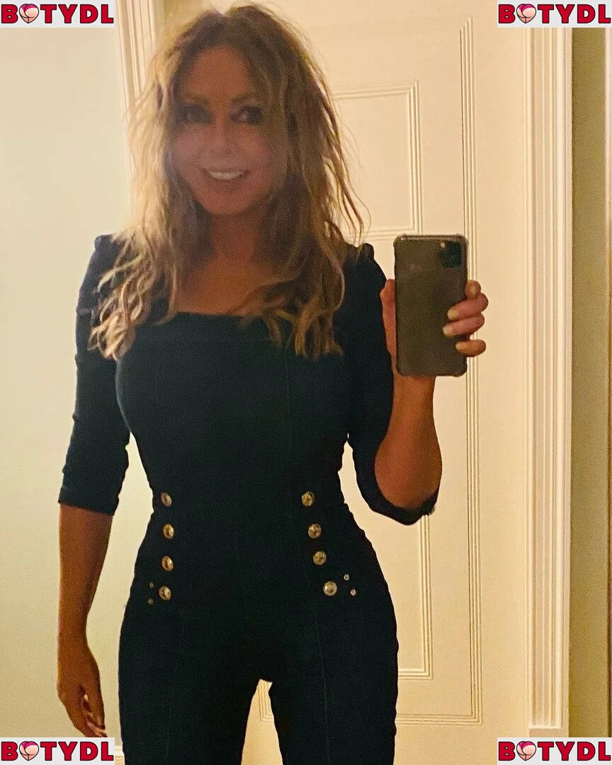 Carol Vorderman Onlyfans Photo Gallery 