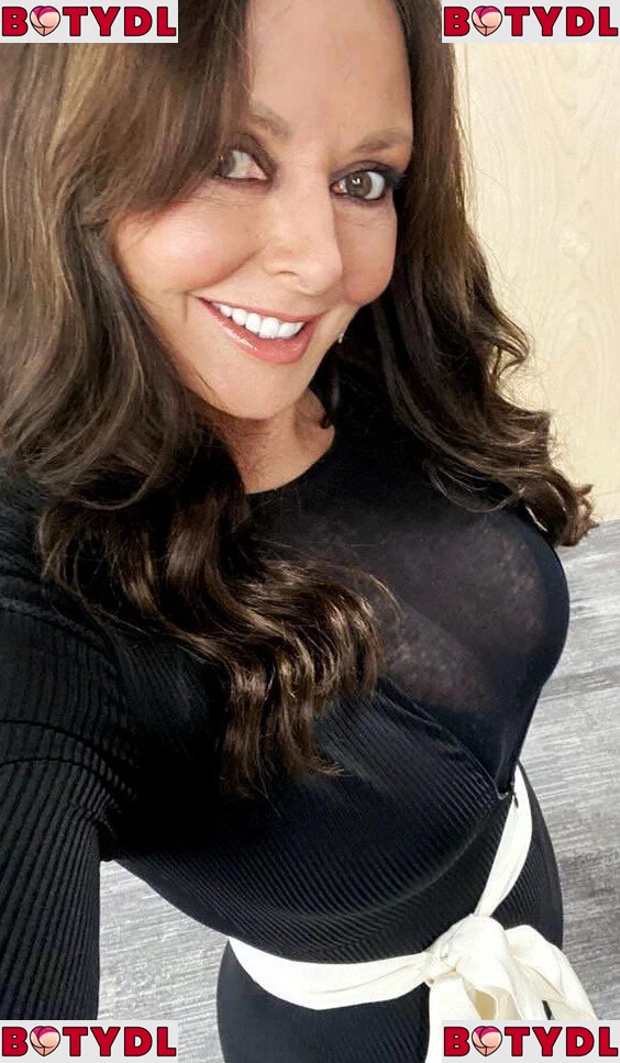 Carol Vorderman Onlyfans Photo Gallery 