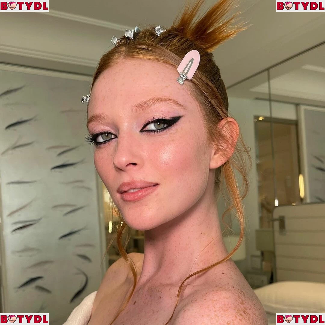 Larsen Thompson Onlyfans Photo Gallery 