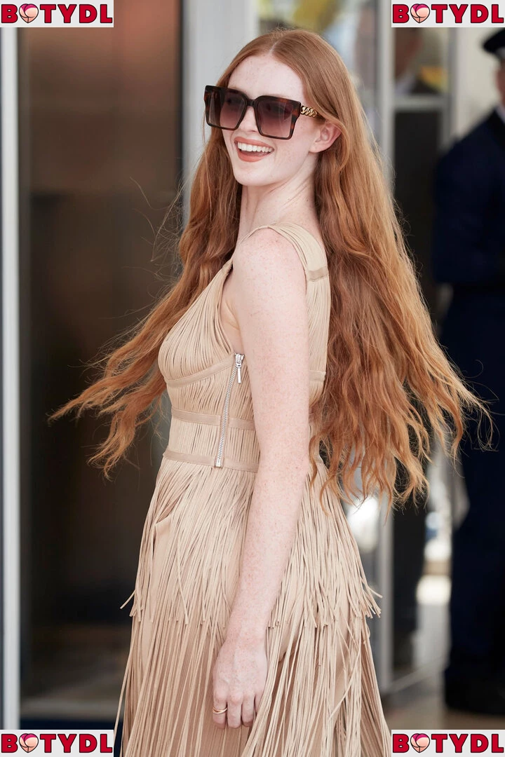 Larsen Thompson Onlyfans Photo Gallery 