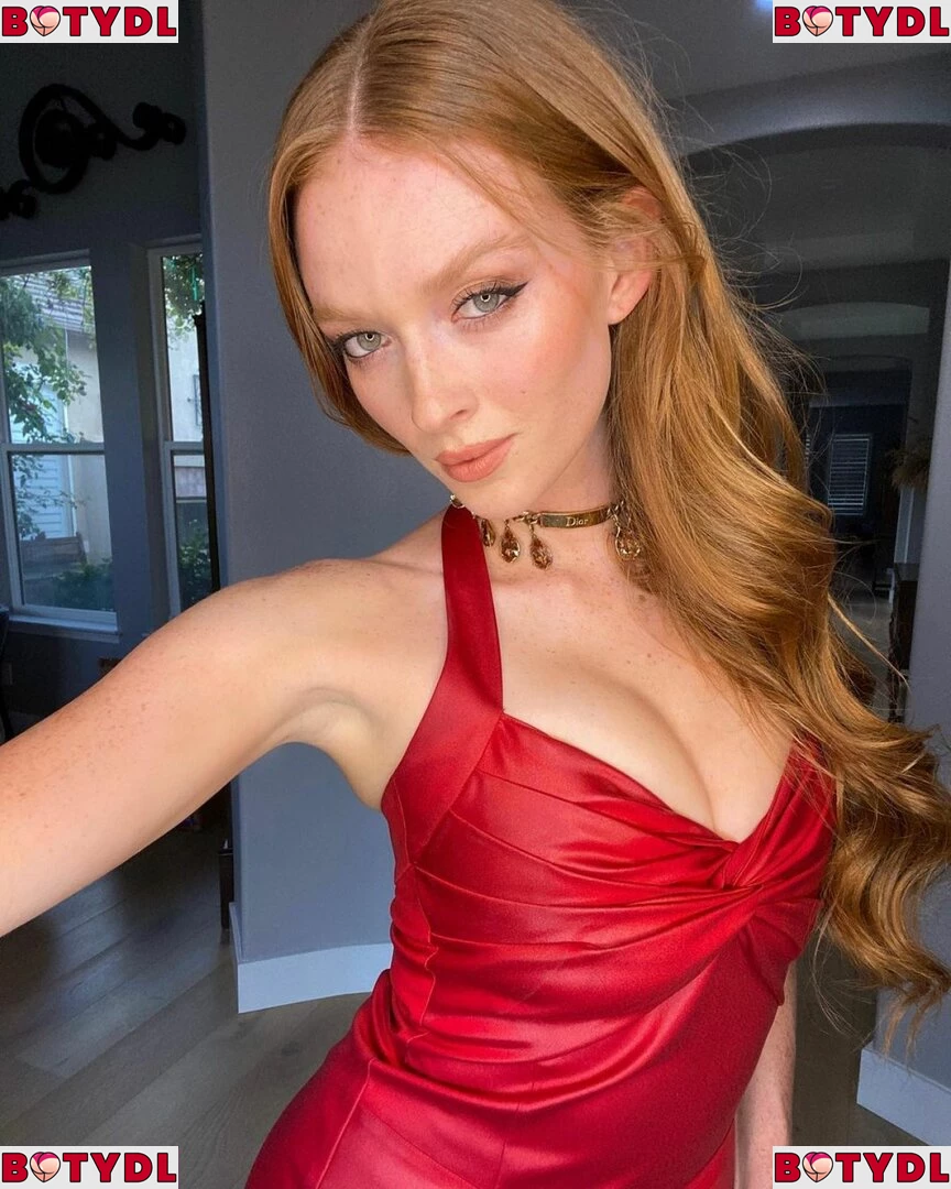 Larsen Thompson Onlyfans Photo Gallery 